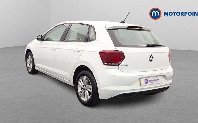 Used VW Polo Edition 65 HP (47 kW) 2019 White Hatchback