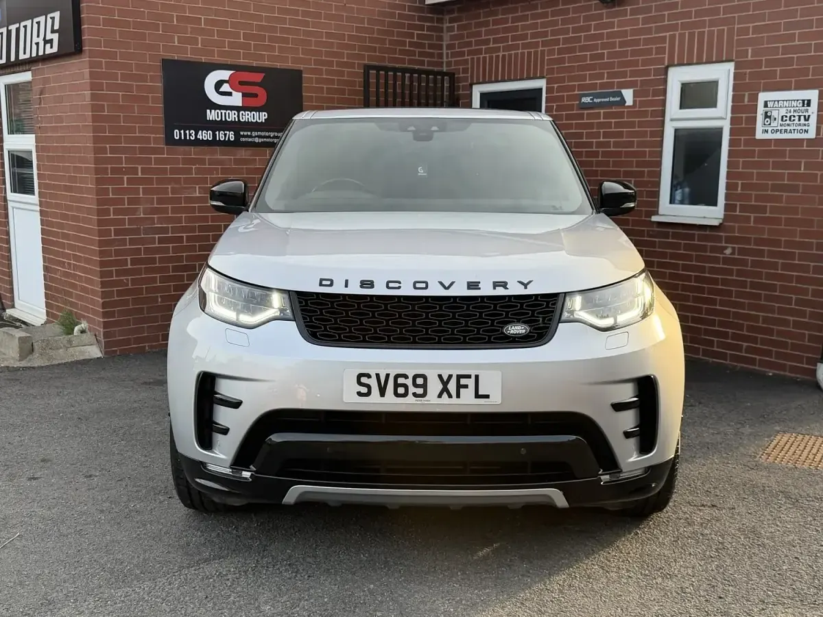 Used Land Rover Discovery Landmark 306 HP (225 kW) 2019 Silver SUV