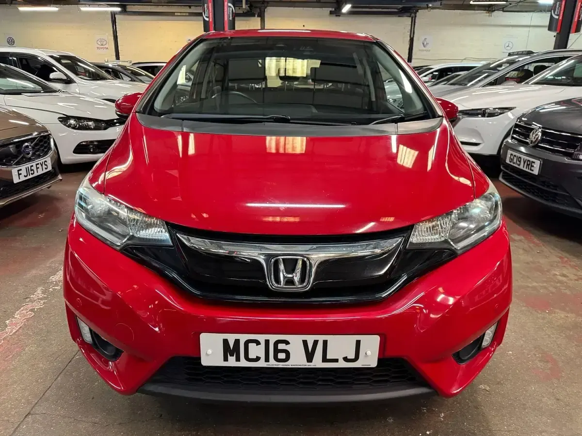 Used Honda Jazz EX 102 HP (75 kW) 2016 Red Hatchback