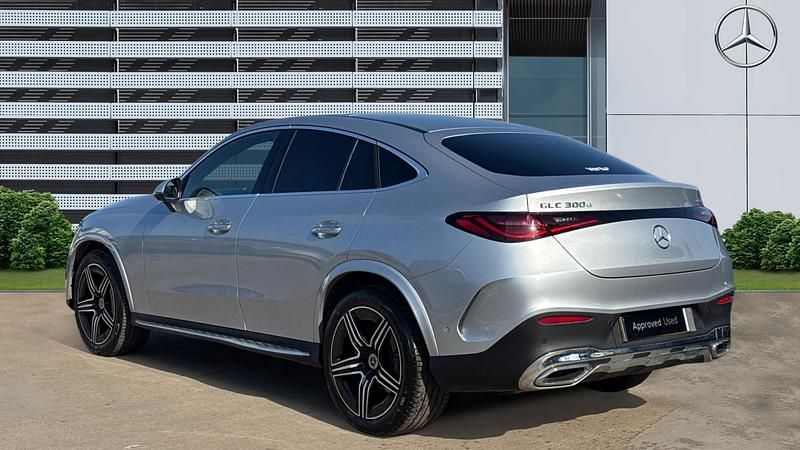 Used Mercedes GLC300 AMG Line Premium 291 HP (214 kW) 2025 Silver Coupe