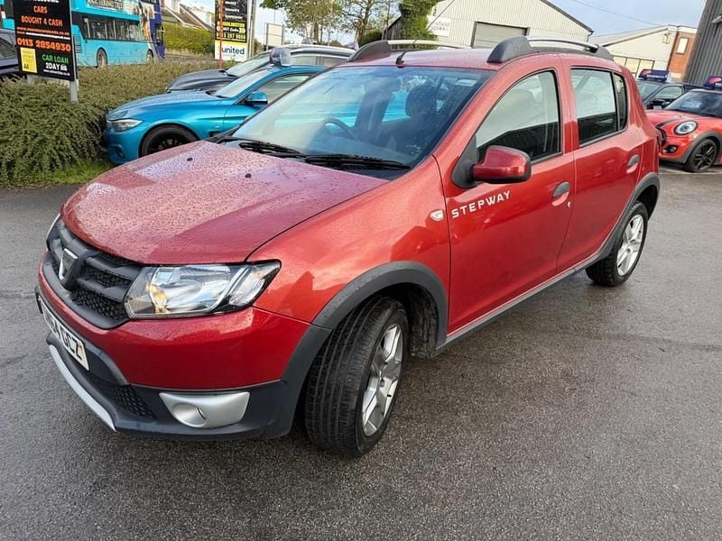 Used Dacia Sandero Ambiance 2015 Red Hatchback