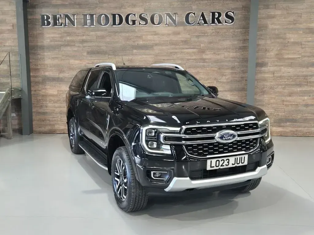 Used Ford Ranger Platinum 240 HP (176 kW) 2023 Black Pickup