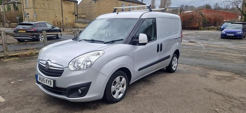 Silver Used 2015 Vauxhall Combo Sportive MPV | £4,995 (Expensive) - Image 1/3