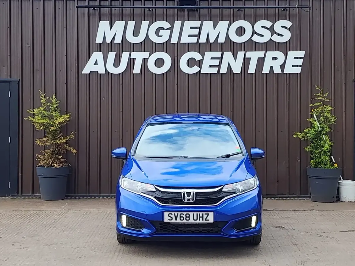 Used Honda Jazz SE 102 HP (75 kW) 2018 Blue Hatchback