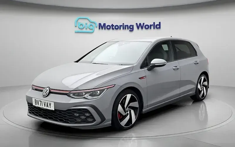Used VW Golf VIII GTI 245 HP (180 kW) 2024 Hatchback