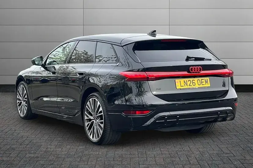 Used Audi A6 e-tron Comfort 210 kW (286 HP) 2026 Black Estate