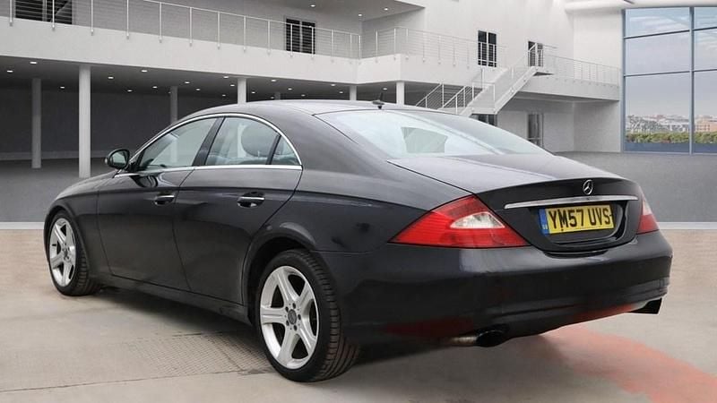 Used Mercedes CLS320 2007 Black Coupe