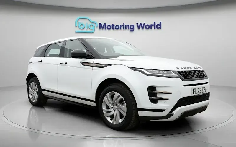 Usado Land Rover Range Rover evoque R-Dynamic 309 HP (227 kW) 2023 Branco SUV