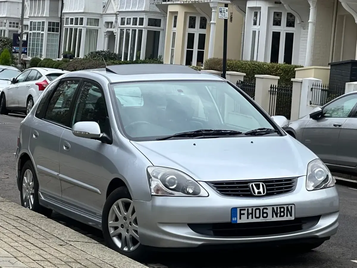 Used Honda Civic Executive 2006 Silver Hatchback
