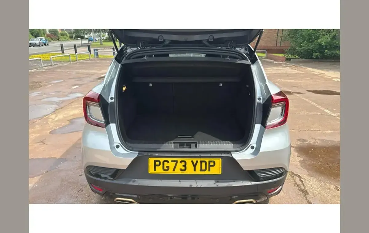 Used Renault Captur Engineered 140 HP (102 kW) 2023 Other SUV