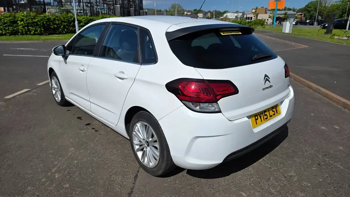 Used Citroën C4 Feel 2015 White Hatchback