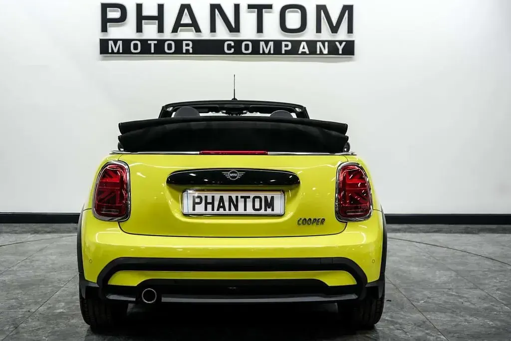 Used Mini Cooper Cabriolet Classic 136 HP (100 kW) 2022 Yellow Cabriolet