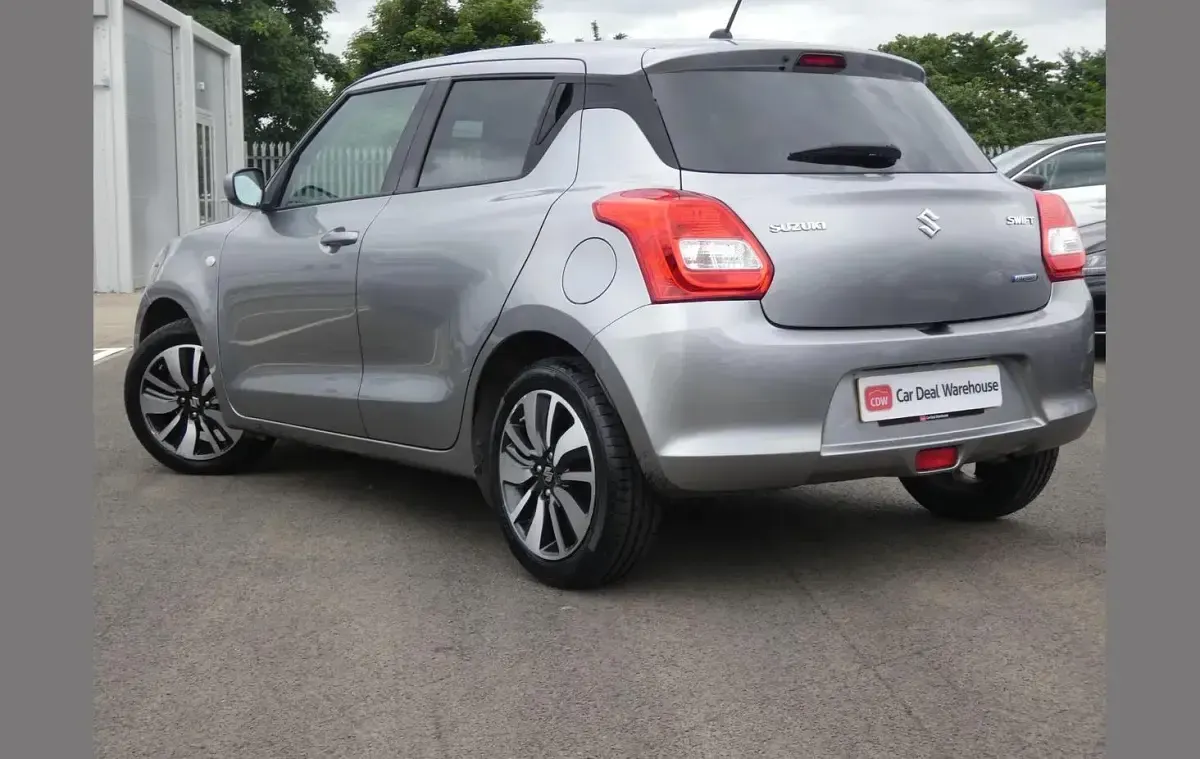 Used Suzuki Swift SZ-T 88 HP (64 kW) 2020 Silver Hatchback