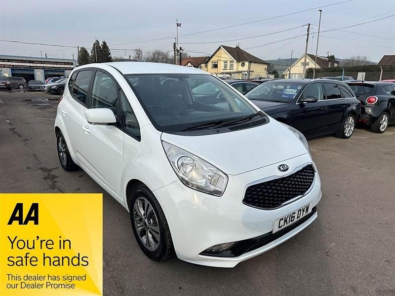 White Used 2016 Kia Venga Hatchback | £6,495 (Fair price) - Image 1/4
