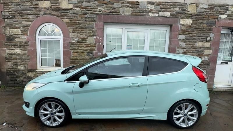 Used Ford Fiesta Titanium X 2016 Green Hatchback