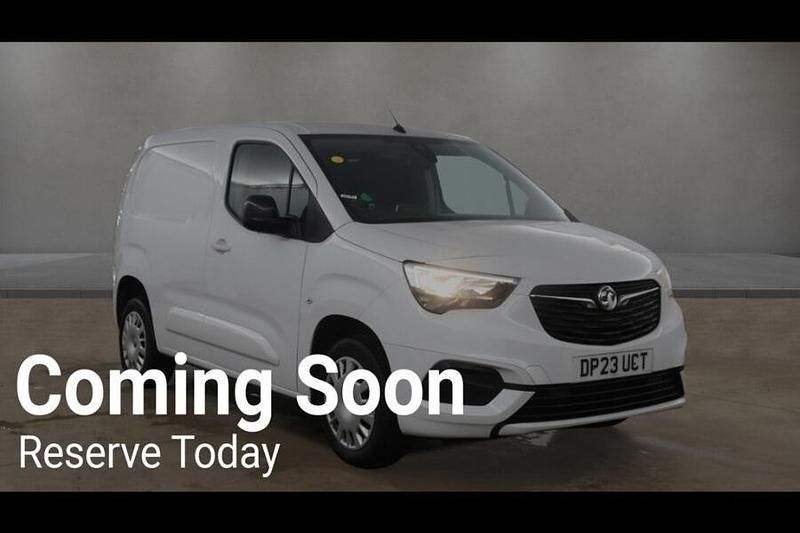 Used Vauxhall Combo S 100 HP (73 kW) 2023 White MPV