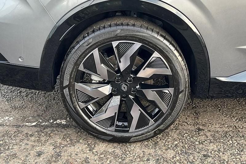 New Renault Rafale Techno Esprit Alpine 2025 SUV