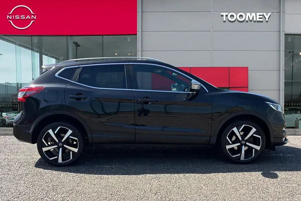 Used Nissan Qashqai Tekna+ 158 HP (116 kW) 2018 Black SUV