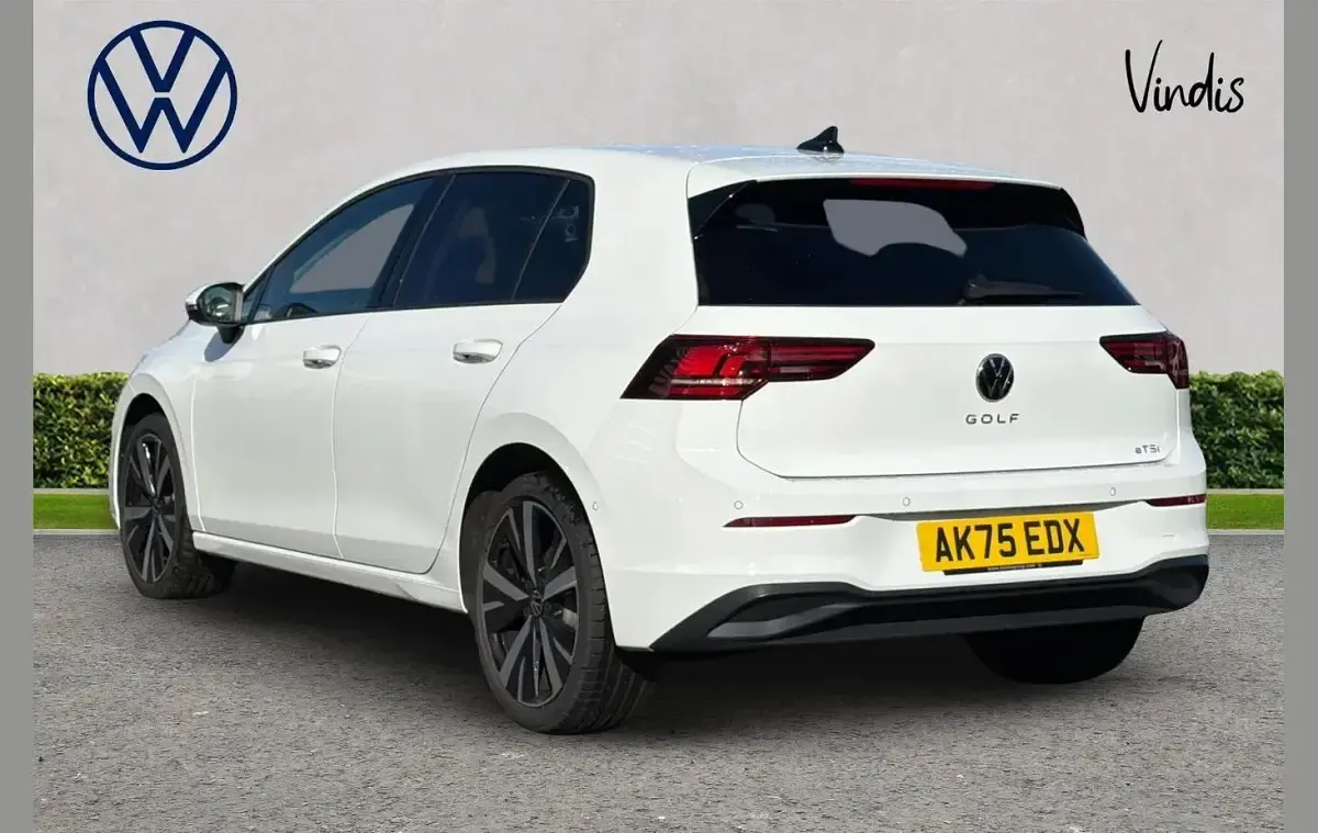 Used VW Golf VIII Match 147 HP (108 kW) 2025 White Hatchback