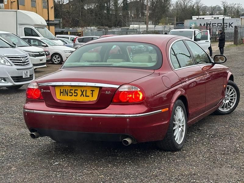 Used Jaguar S-Type SE 2005 Red Sedan
