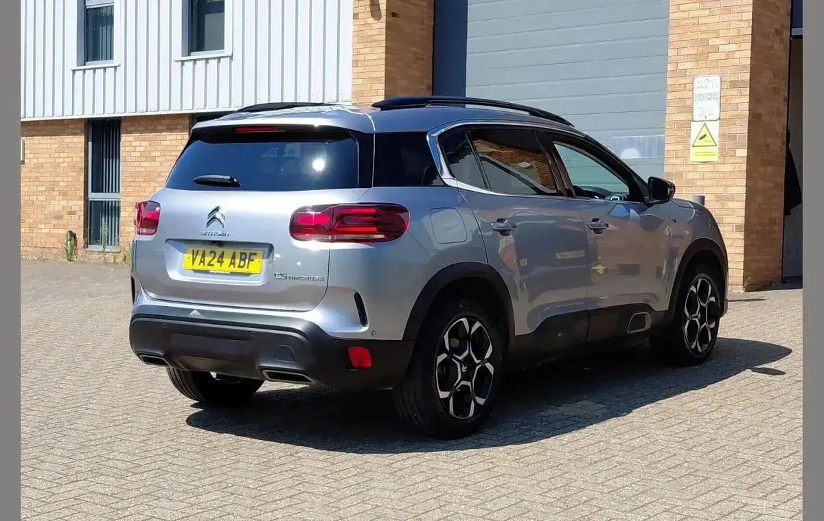 Used Citroën C5 Aircross 222 HP (163 kW) 2024 Grey SUV