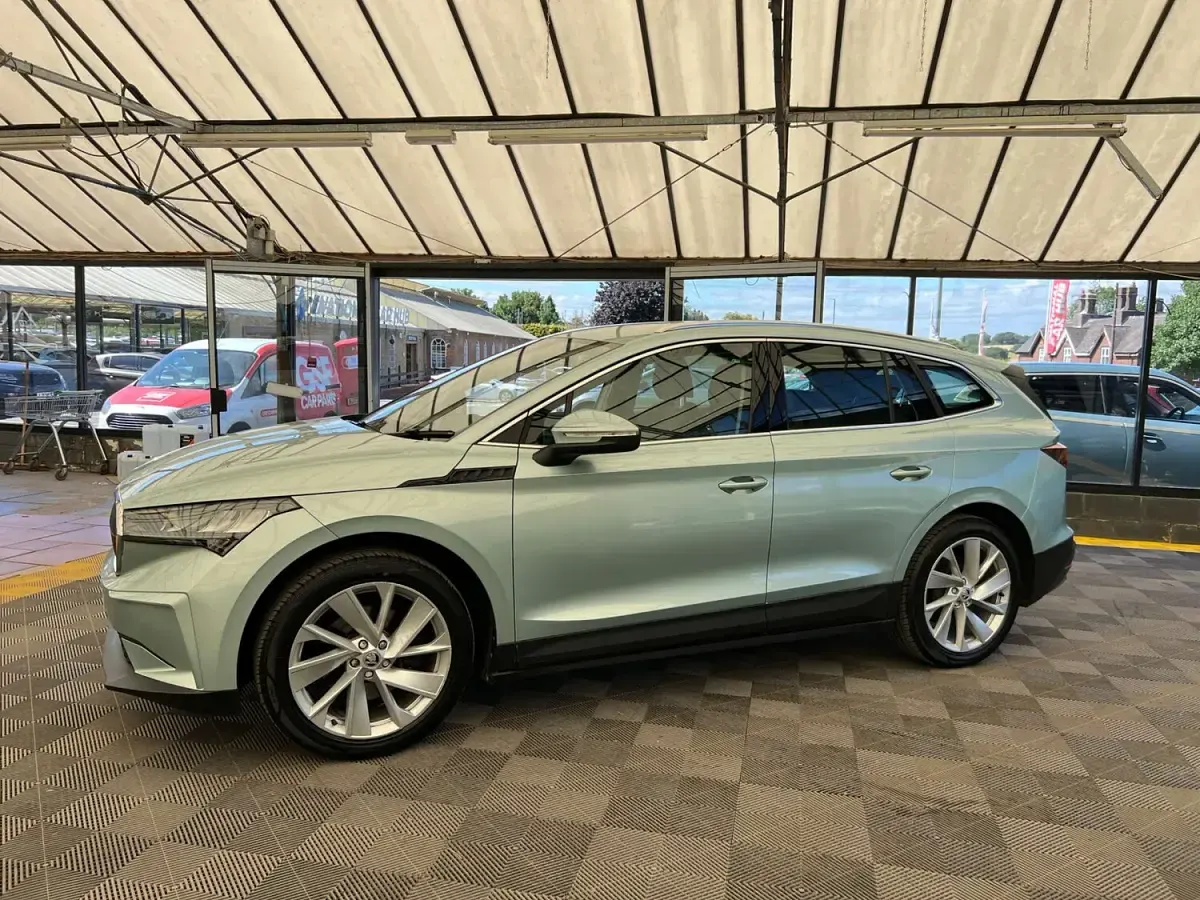 Used Skoda Enyaq iV ecoSuite 131 kW (179 HP) 2022 Silver SUV