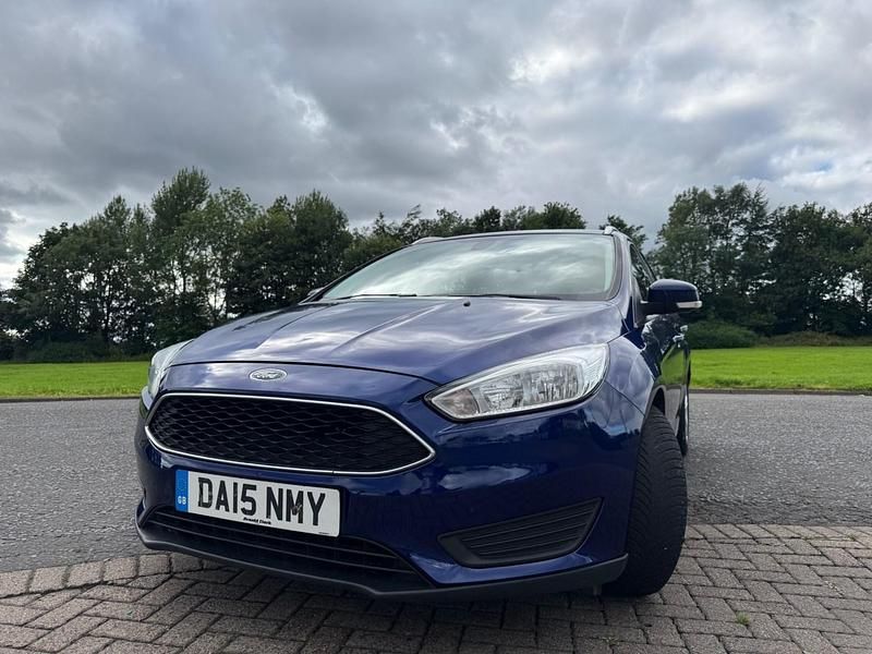 Used Ford Focus Style 120 HP (88 kW) 2015 Blue Estate