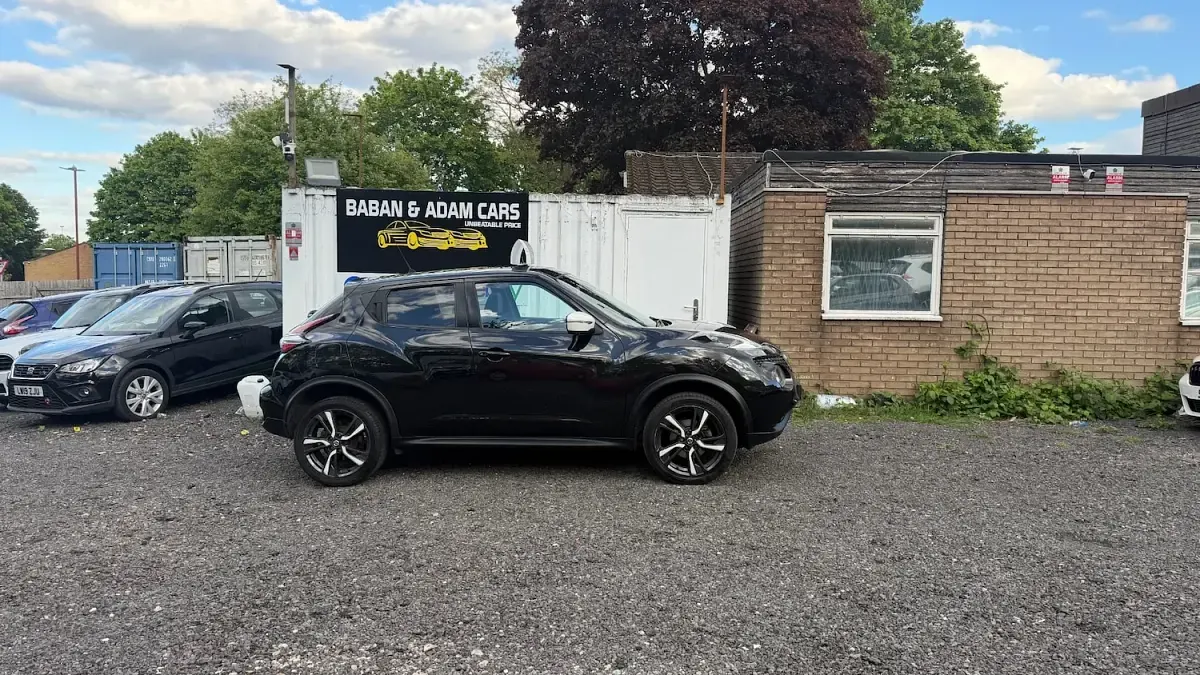 Used Nissan Juke Tekna 115 HP (84 kW) 2017 Black SUV