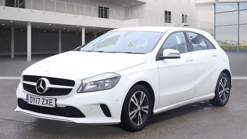 Used Mercedes A180 Executive 2017 White Hatchback