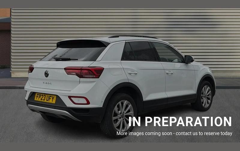 Used VW T-Roc Life 150 HP (110 kW) 2023 White SUV