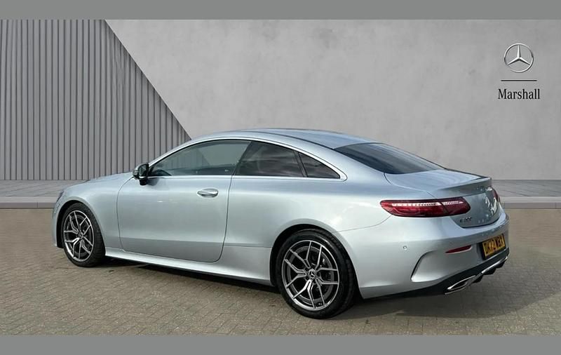 Used Mercedes E300 AMG Line Premium 254 HP (186 kW) 2022 Silver Coupe