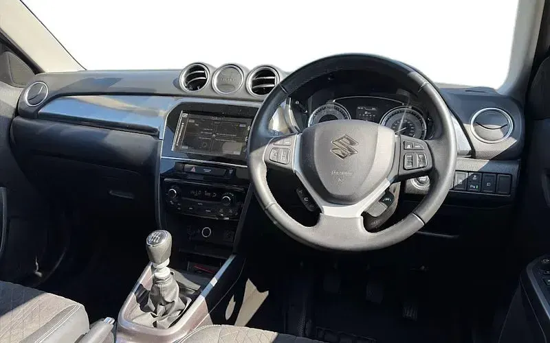 Used Suzuki Vitara SZ5 129 HP (94 kW) 2023 Grey SUV