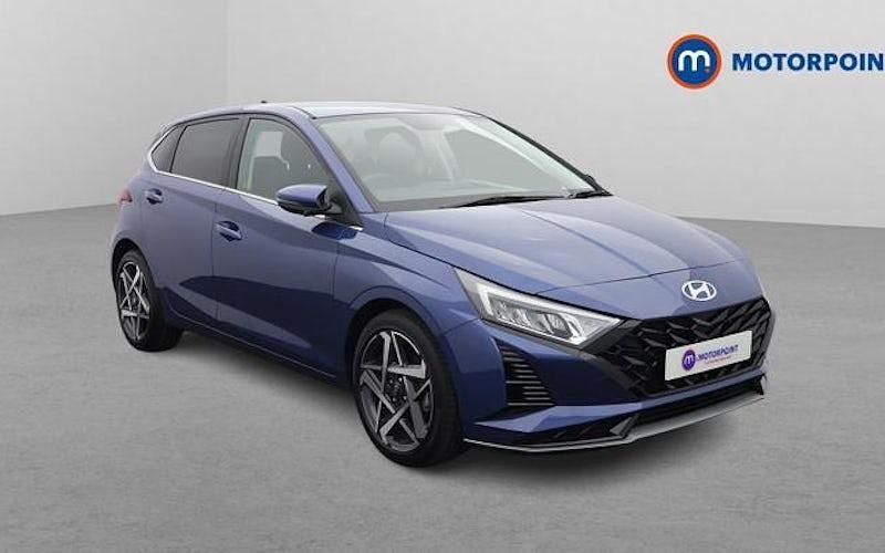 Used Hyundai i20 Premium 101 HP (74 kW) 2025 Blue Hatchback