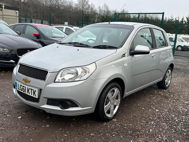 Used Chevrolet Aveo LS 2011 Silver Hatchback
