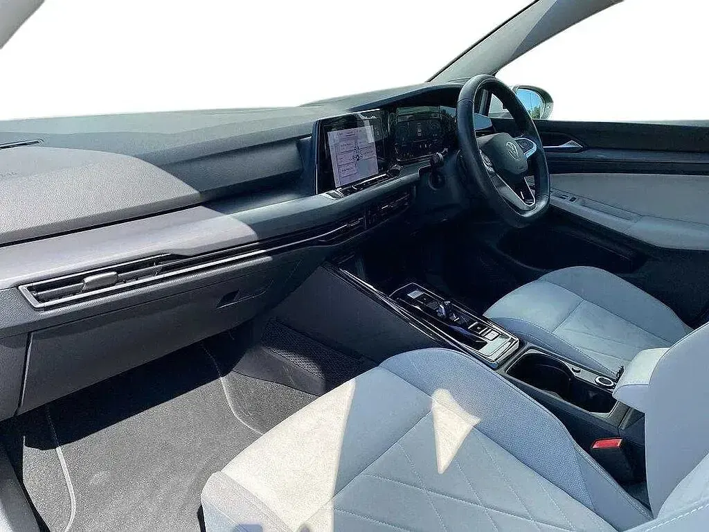 Used VW Golf VIII 150 HP (110 kW) 2023