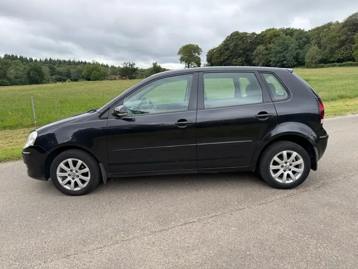 Used VW Polo SE 80 HP (58 kW) 2009 Black Hatchback
