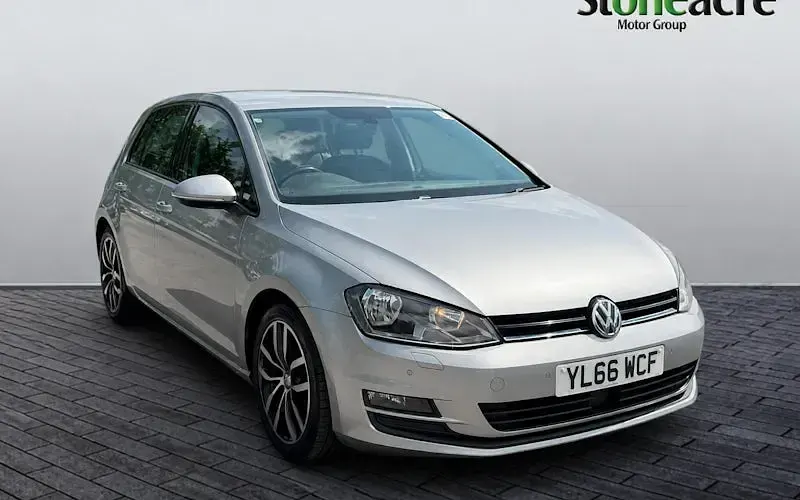 Used VW Golf VII Edition 125 HP (91 kW) 2016 Hatchback
