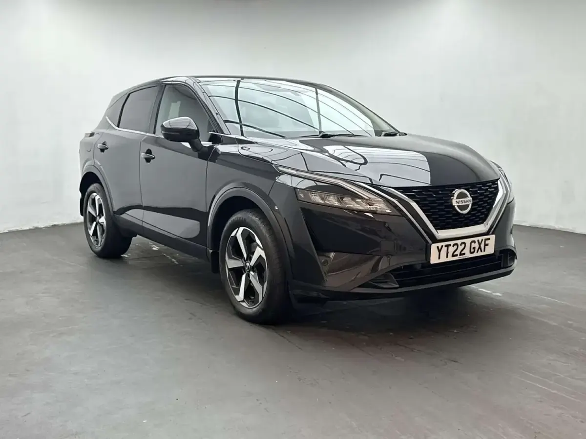 Used Nissan Qashqai N-Connecta 2022 Black SUV