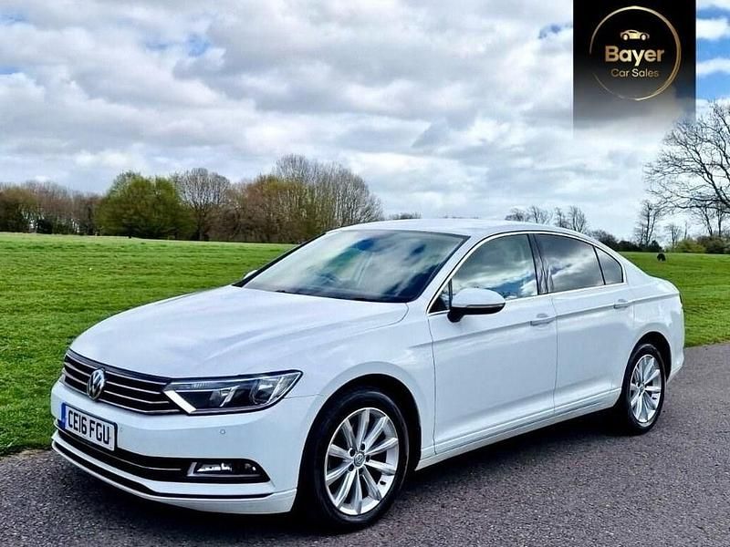 Used VW Passat Business 2016 White Sedan