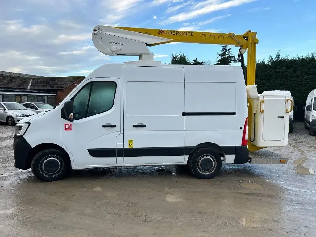 Używany Renault Master 2025 Biały Van