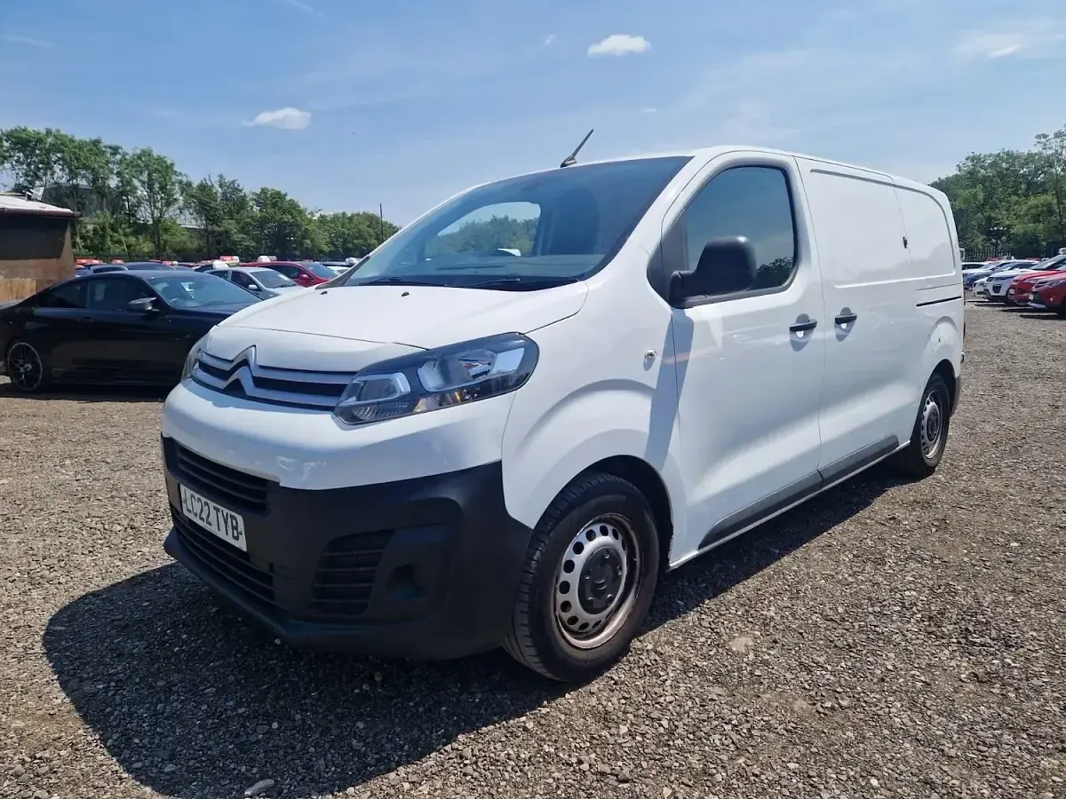 Used Citroën Dispatch 2022 White MPV