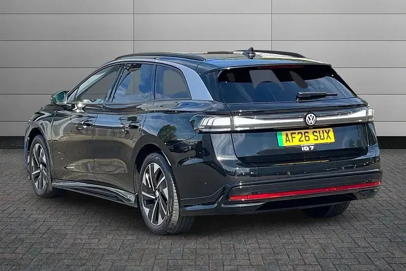 Used VW ID.7 Pro 210 kW (286 HP) 2026 Black Estate