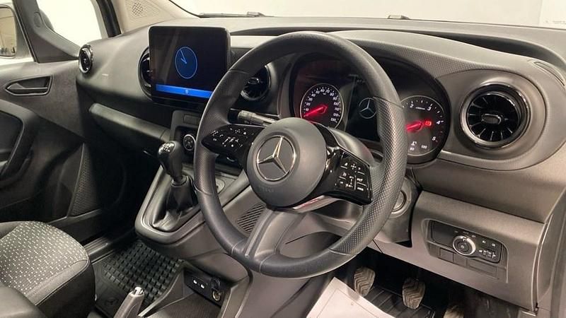 Used Mercedes Citan 110 95 HP (69 kW) 2025 Silver