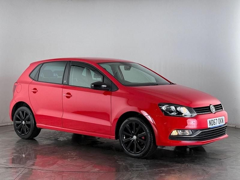 Used VW Polo R-line 90 HP (66 kW) 2017 Red Hatchback