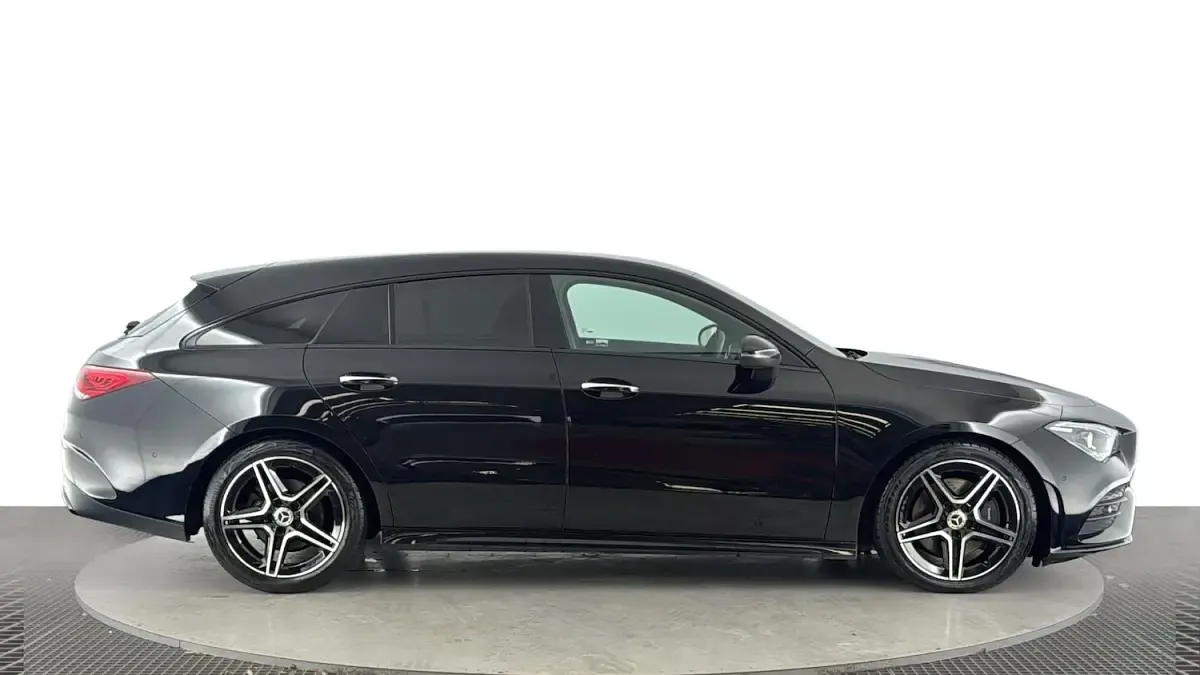 Used Mercedes CLA200 Shooting Brake AMG line 163 HP (119 kW) 2023 Black Estate