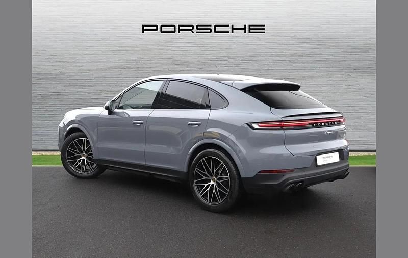 Used Porsche Cayenne 348 HP (255 kW) 2023 Grey SUV