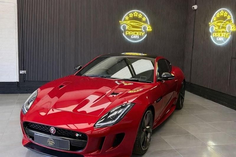 Used Jaguar F-Type R 550 HP (404 kW) 2017 Red Coupe