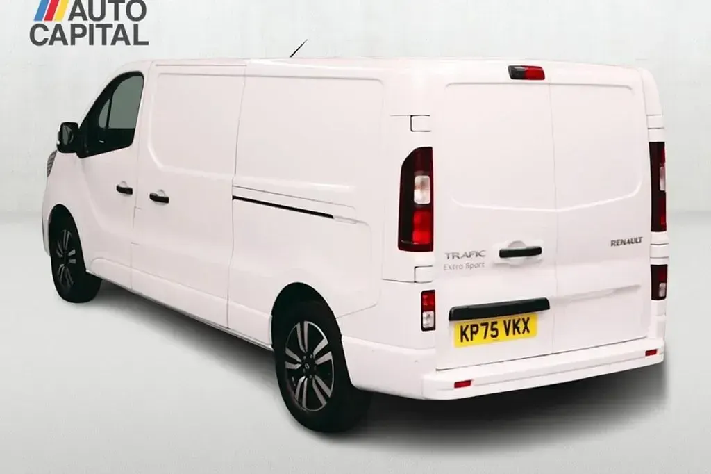 Used Renault Trafic 150 HP (110 kW) 2025 White