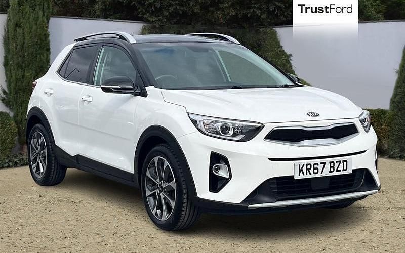 Used 2018 Kia Stonic First Edition SUV | £9,790 (Fair price) - Image 1/4