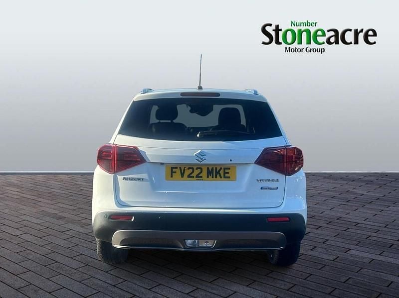 Used Suzuki Vitara SZ5 129 HP (94 kW) 2022 White Hatchback